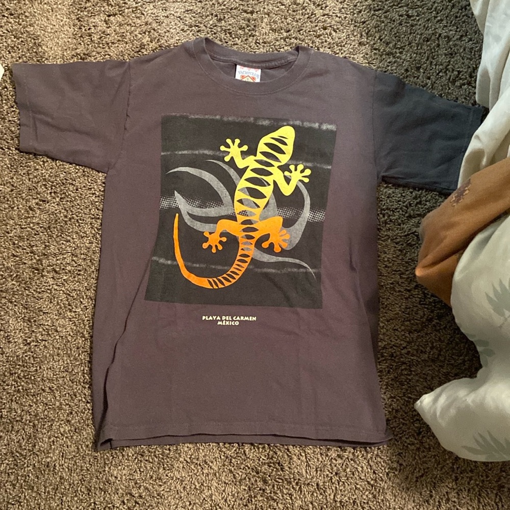 Bought when in Mexico. Too small on me, asking for around $10. The size is small